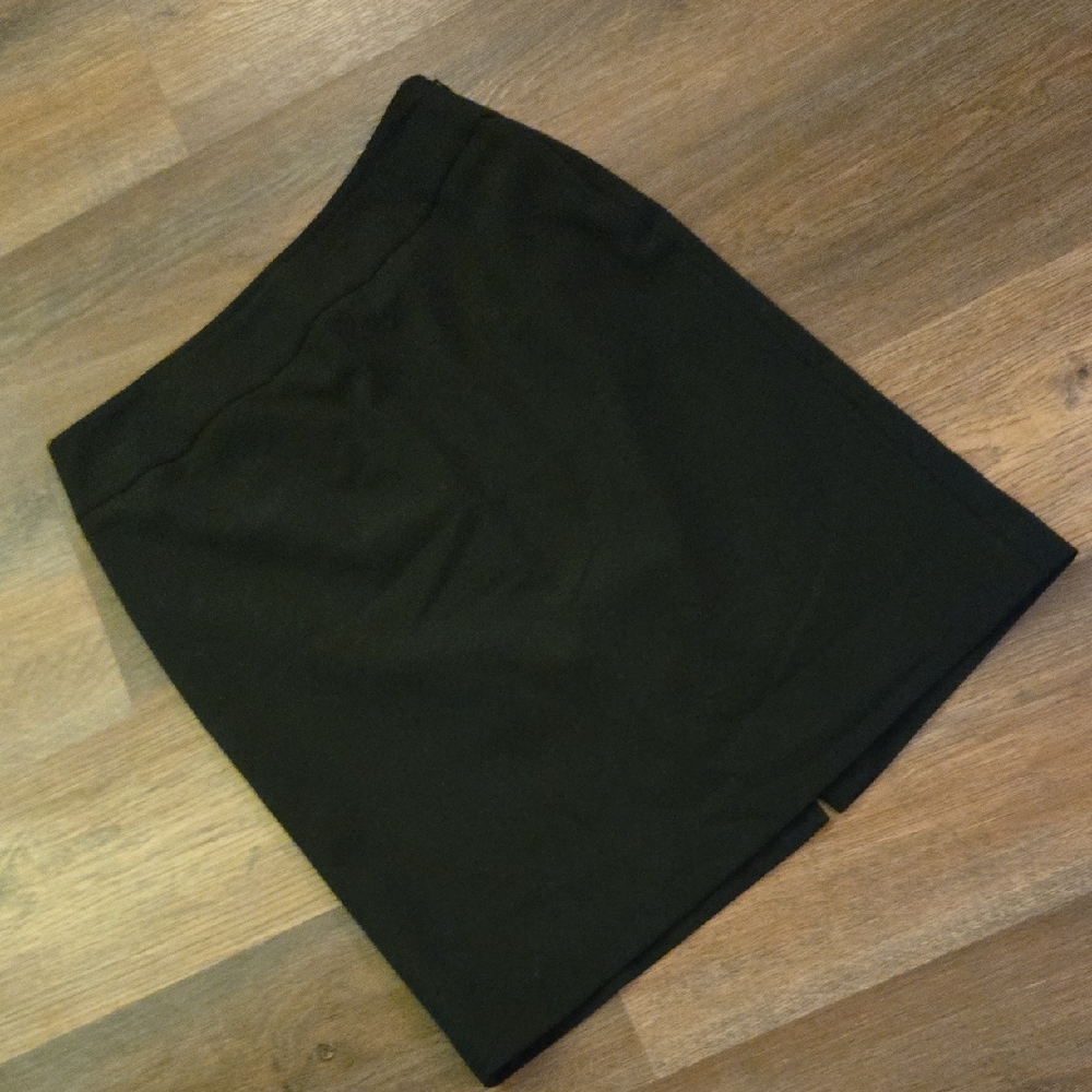 Banana Republic All Season Stretch Wool Skirt